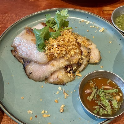 Fish Cheeks photo 5
