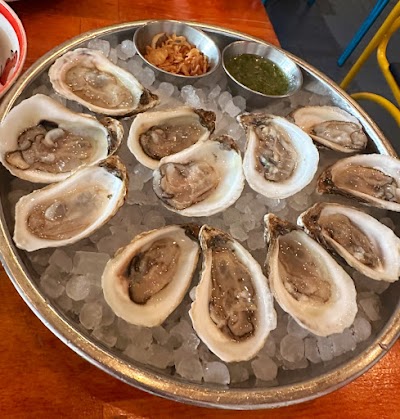 Fish Cheeks photo 4