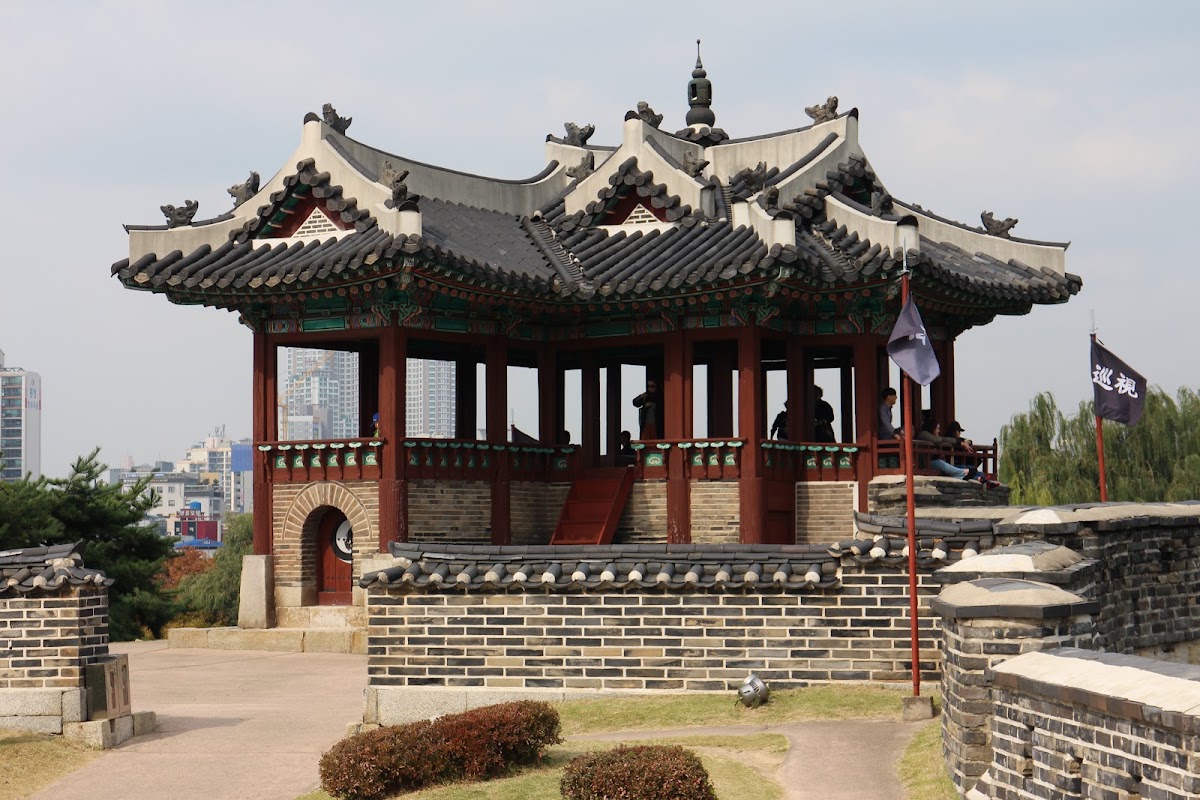 Banghwasuryujeong