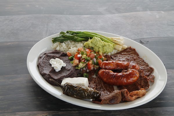 Photo by Taquería el pelón LLC