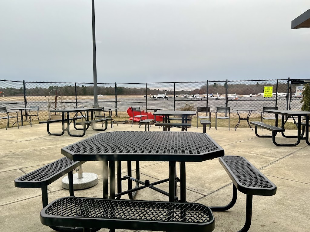 Hangar 12 Restaurant