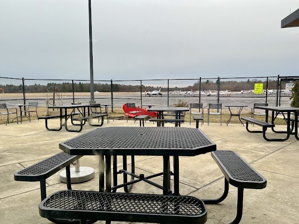 Hangar 12 Restaurant