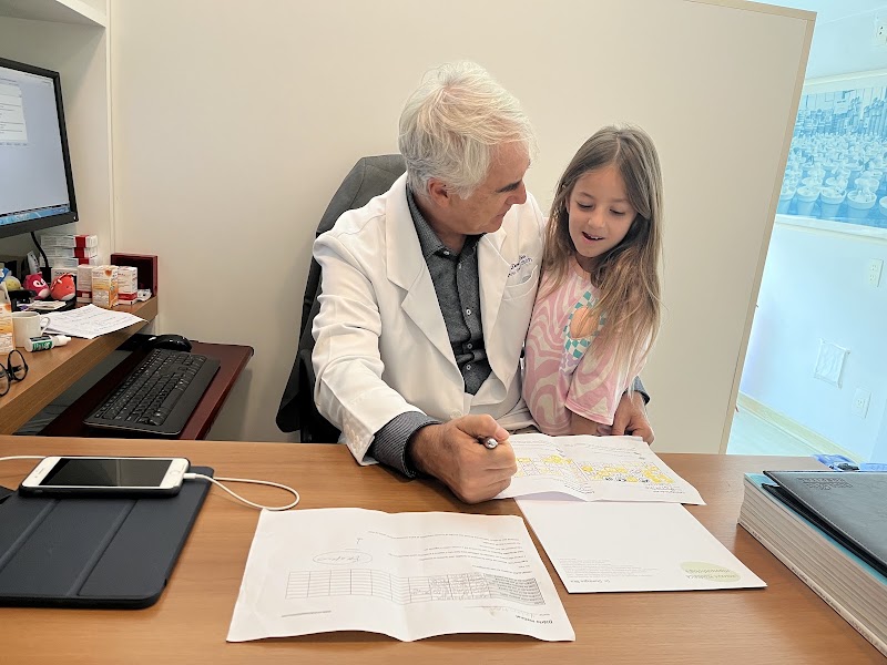 Foto de Dr. Domingos Bica - Uropediatria (Flamengo)