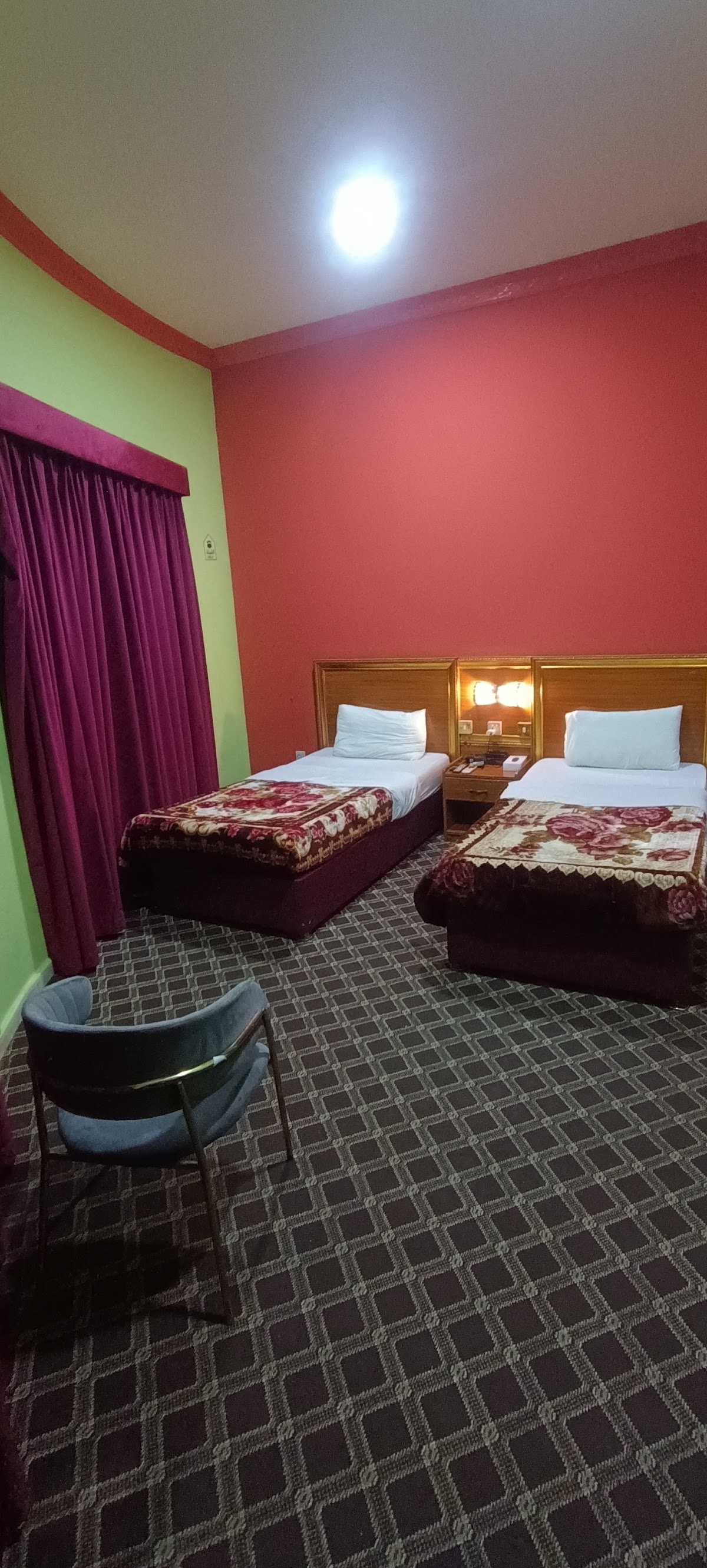 City Relax Hotel 4