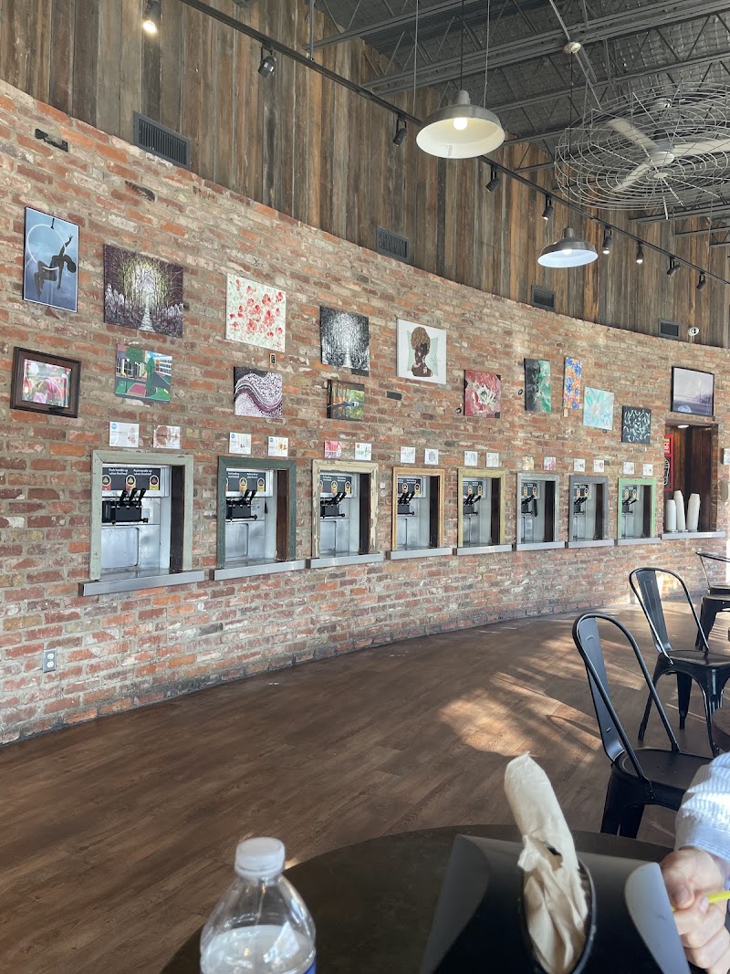 Freeze Frame Yogurt Shoppe photo 3