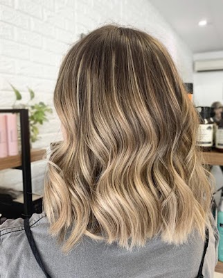 Davison Hair photo 2