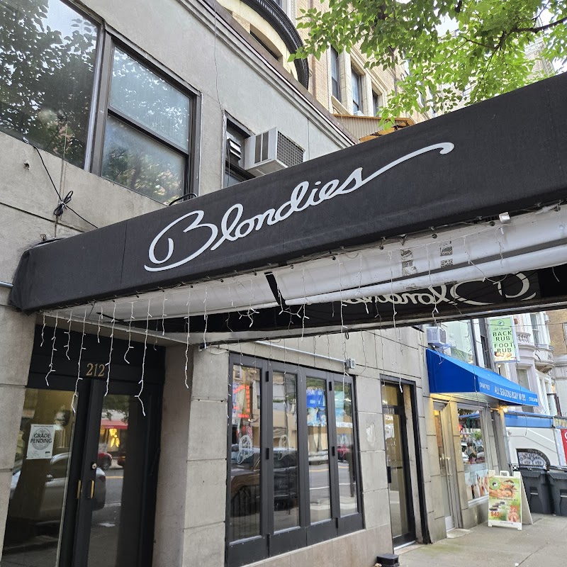Photo of Blondies Sports Bar