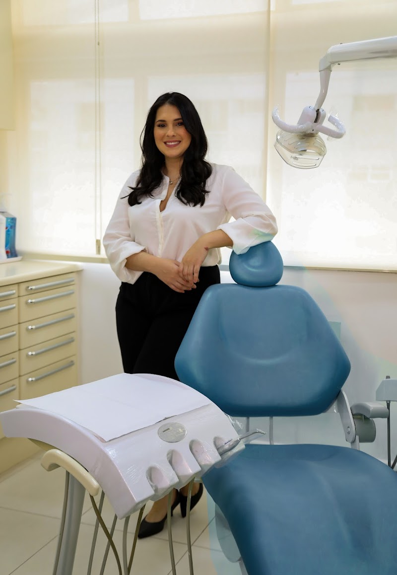 Dentista Dra. Gabriella Oliveira - Ipanema - foto 3