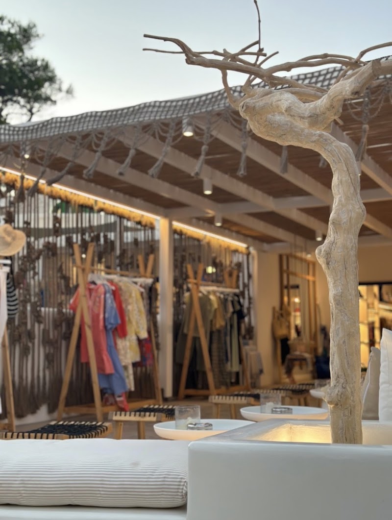 Cyclos Cycladic Concept store