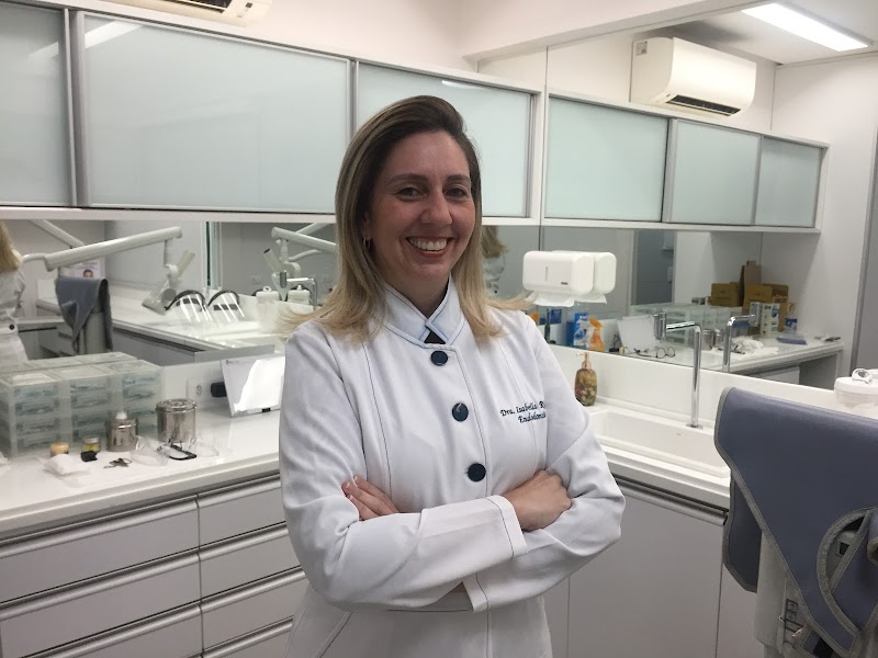 Isabella Ribeiro Odontologia