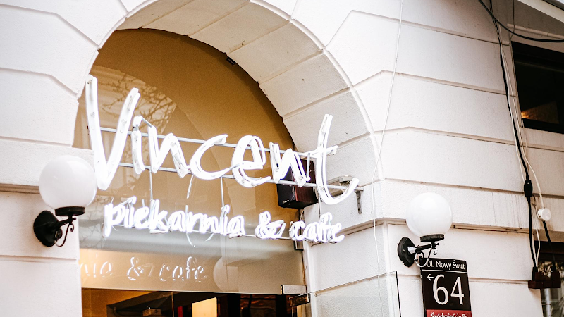 Vincent Bakery & Café