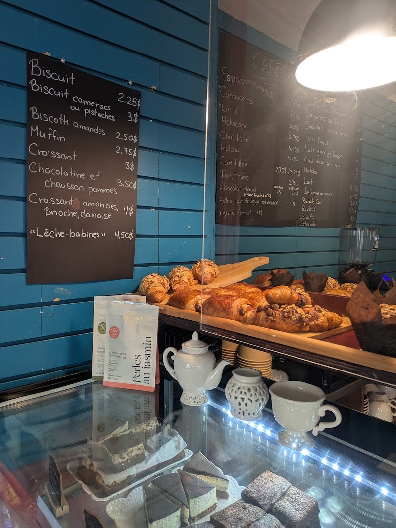 Au Bec Pointu Café photo 3