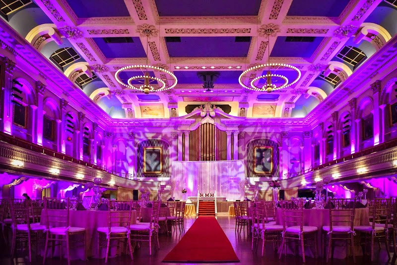 SILK EVENTS - DJ + Lighting