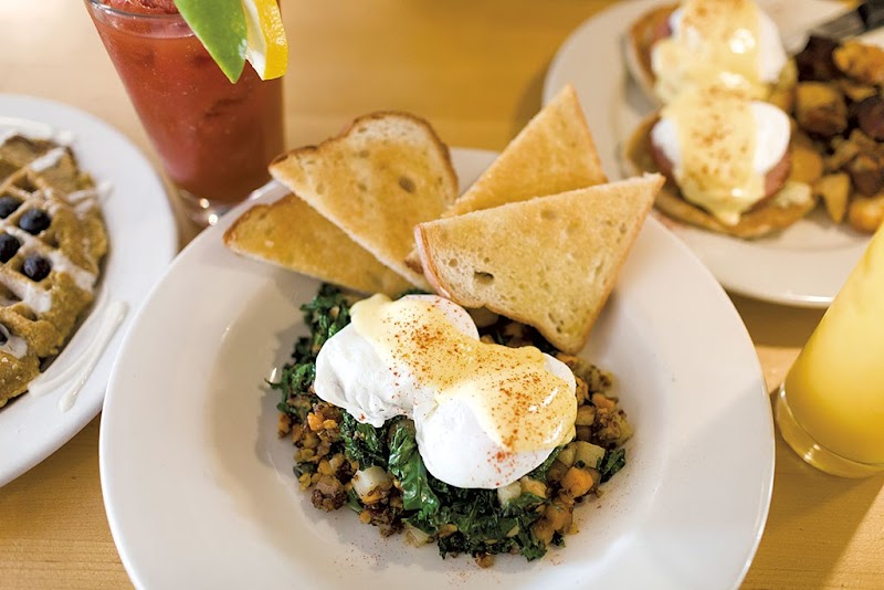 Sneakers Bistro photo 2