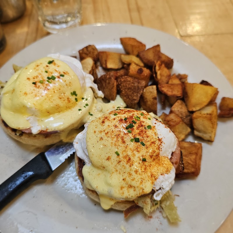 Sneakers Bistro photo 4