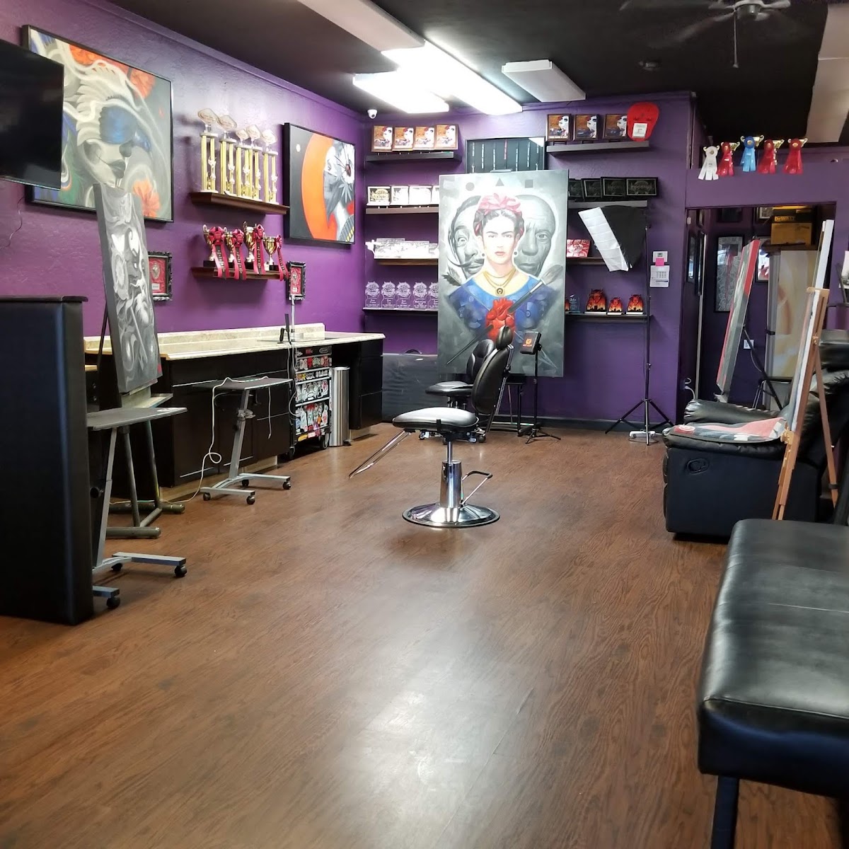 Knucklehead Tattoo Shop tattoo work — photo 2