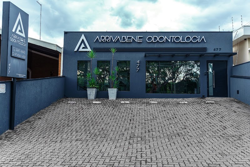 Dr. Fabiano Arrivabene CROSP 68.858 - Especialista em Implantes Dentários - Campinas - SP - foto 3