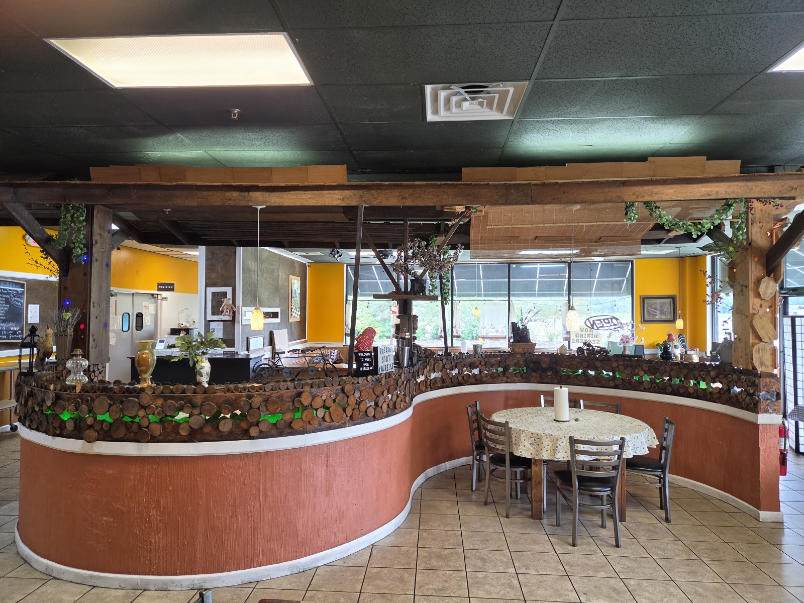 Home Spun Restaurant