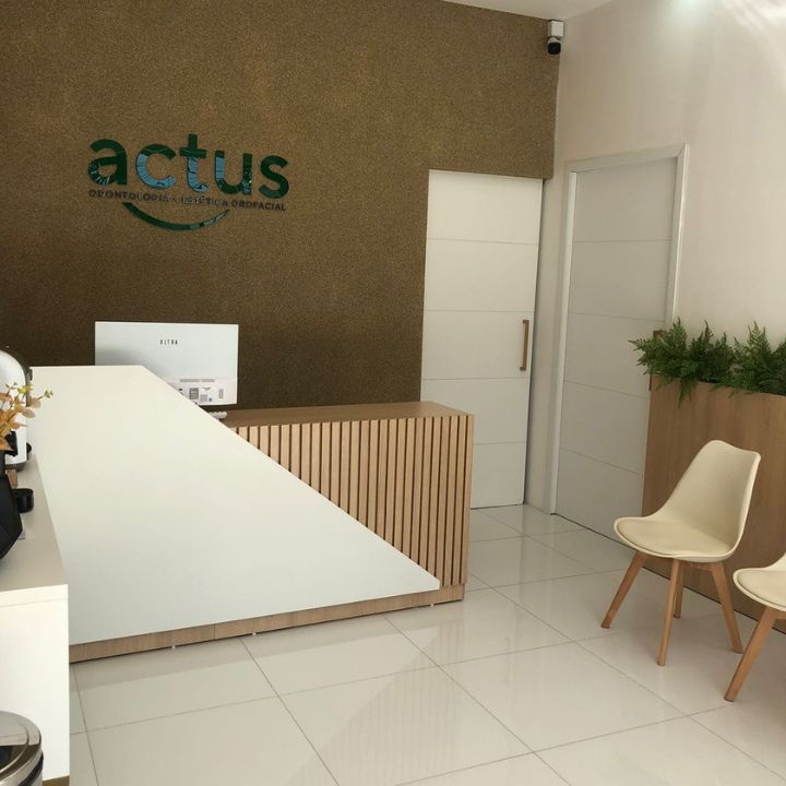 ACTUS ODONTOLOGIA | ESTÉTICA OROFACIAL | FACETAS EM RESINA - foto 3