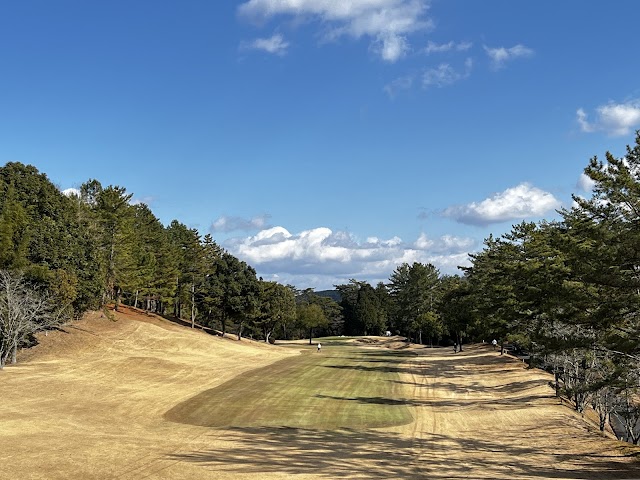 Kume Country Club - Photo 2