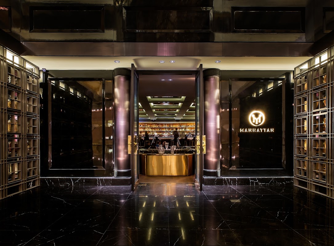 Manhattan Bar