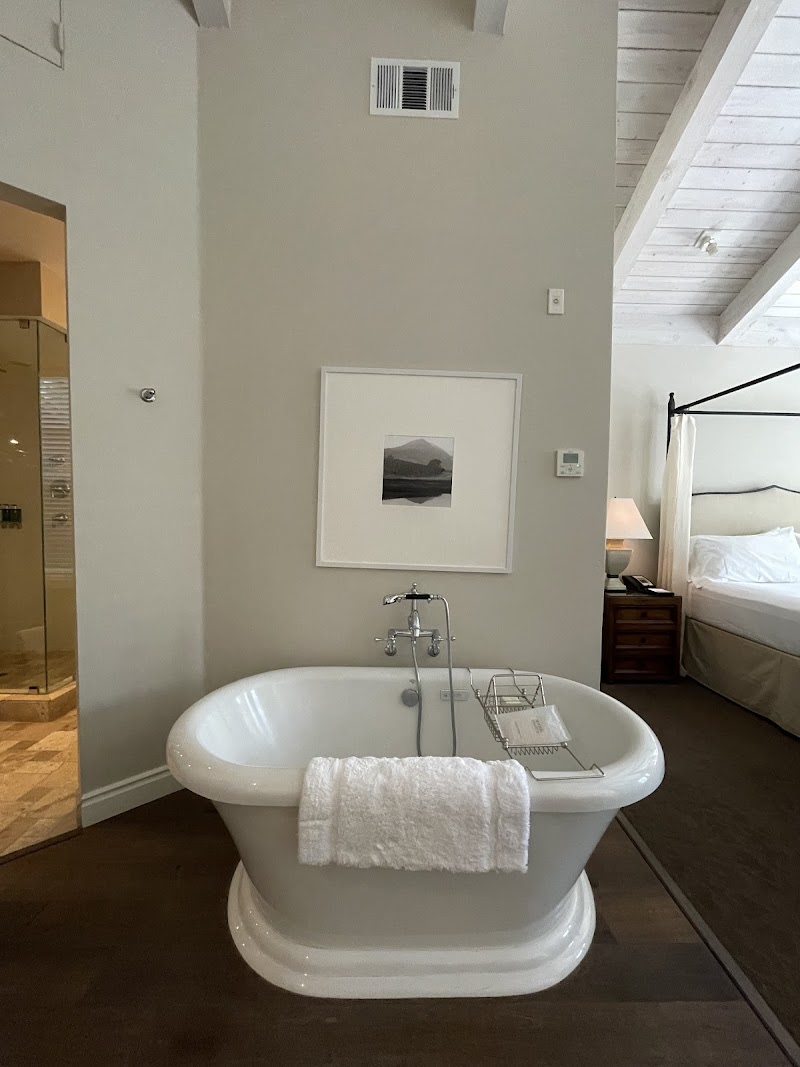 Luxury Wine Country Spa with Hydrotherapy Suites