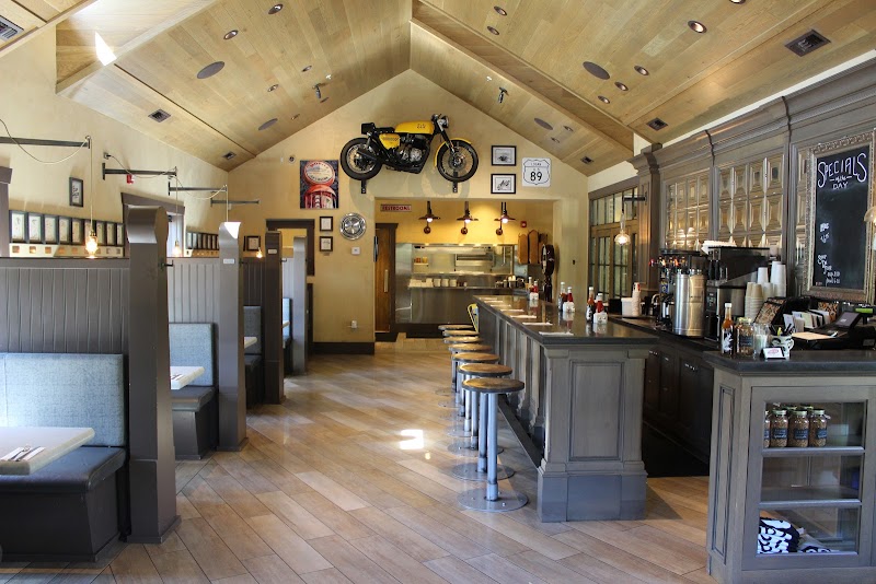 Herm's Inn photo 1