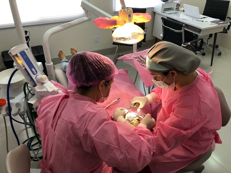 Diellen Oliveira - Implantes Cuiabá - foto 2