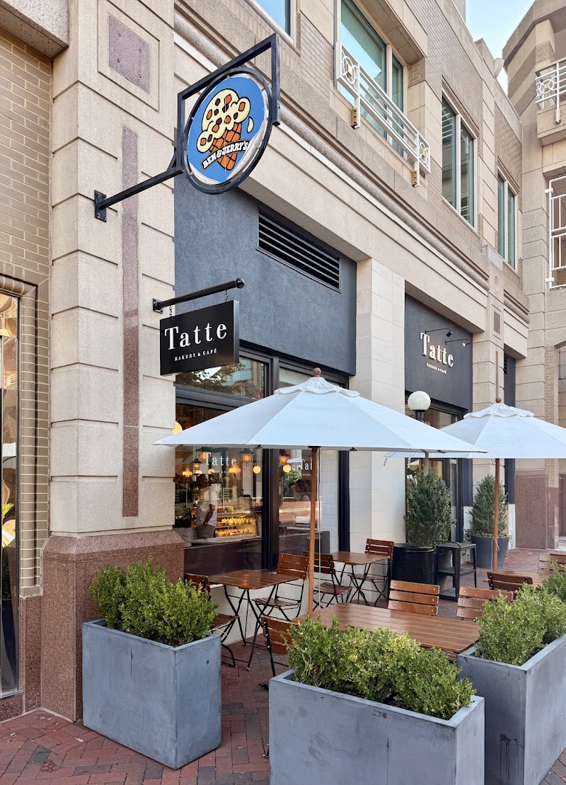Tatte Bakery & Cafe | Reston photo 1
