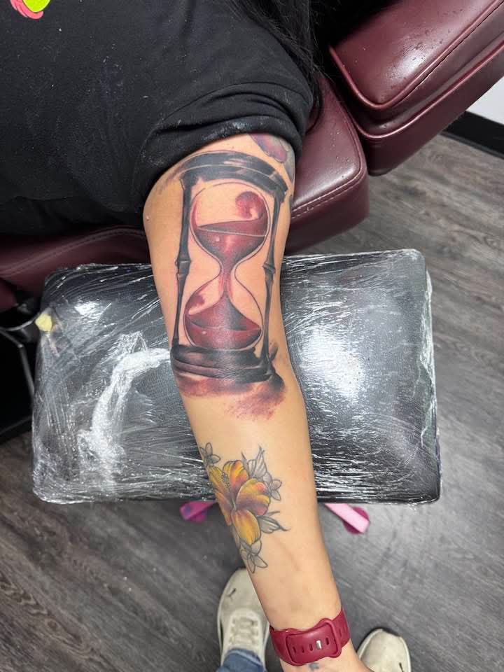Silver Shadow Studio Tattoo & Piercing tattoo work — photo 3