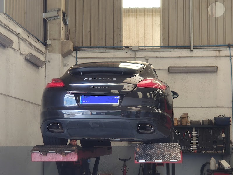 AUTO REPARACIONES CAR2000 photo 4