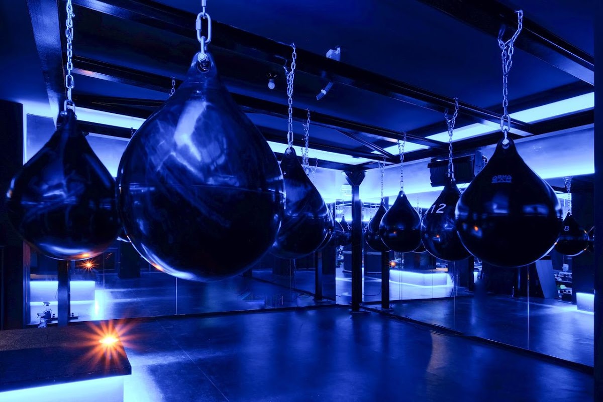 Punch Boxing Studio Louvre, vue extérieure