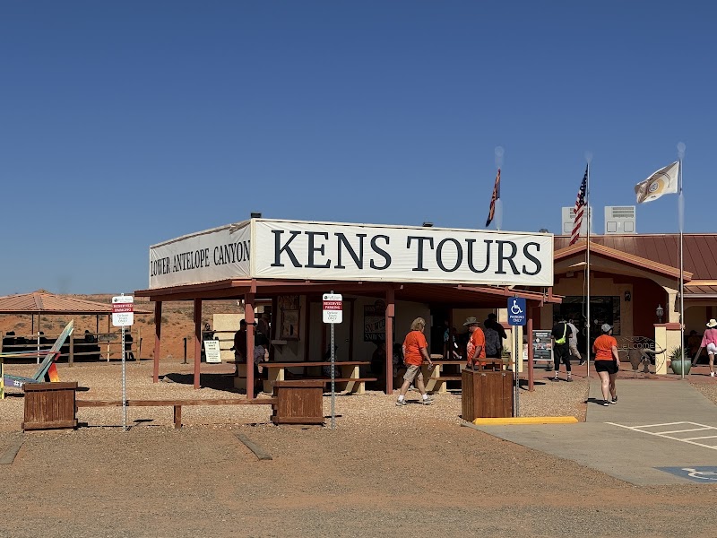 Ken's Tours Lower Antelope Canyon photo 3