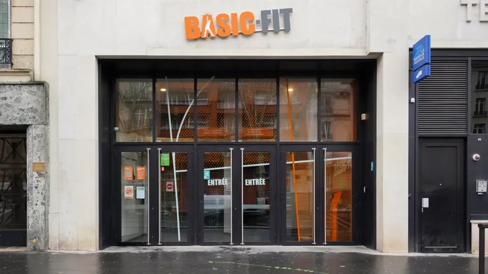 Basic-Fit, vue extérieure