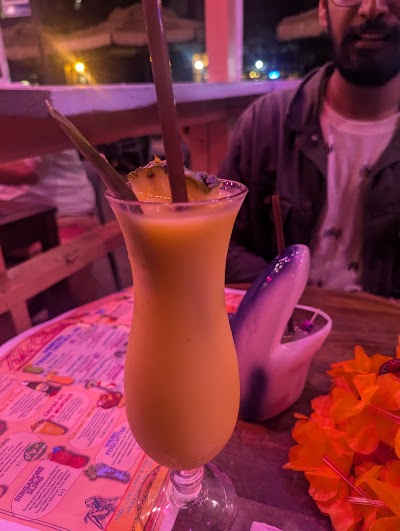 Tiki Chick photo 3