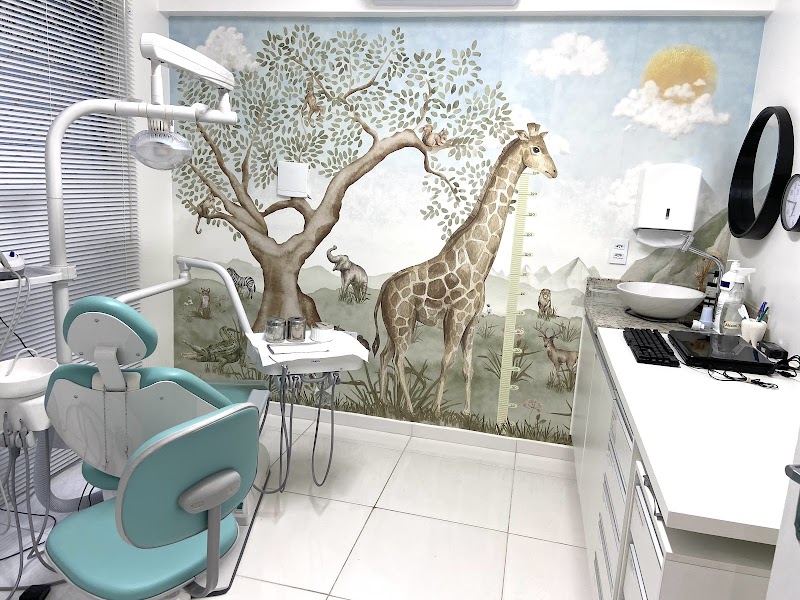 Clínica Dentária May