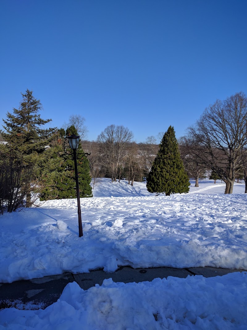 Sprain Lake Golf Course photo 1