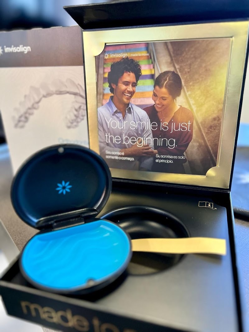 Schmitz Amorim Odontologia | Odontopediatra, Invisalign e Ortodontista Convencional - foto 2