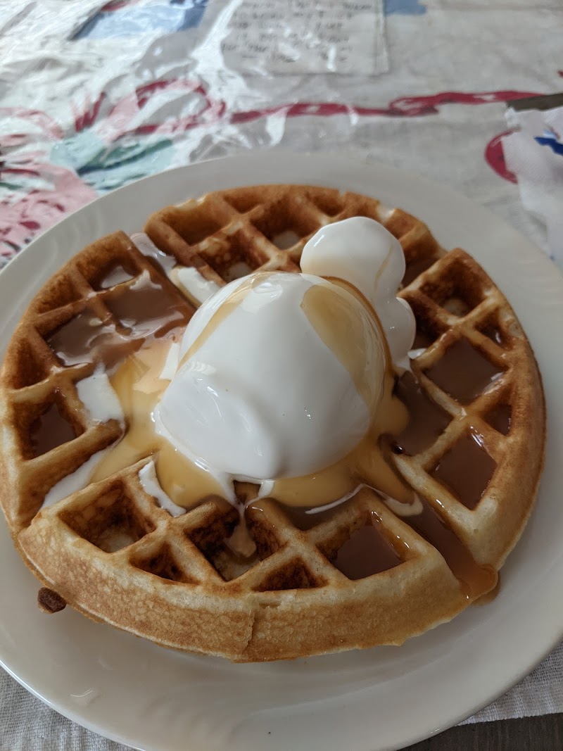 Annie's Custard & Cafe photo 2