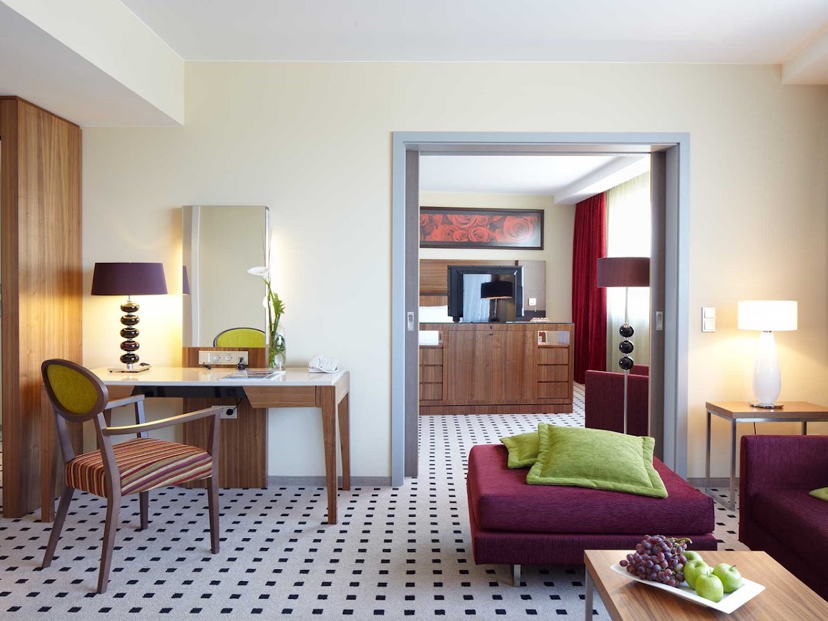 Radisson Blu Hotel, Hamburg Airport, dog-friendly hotel, photo 5