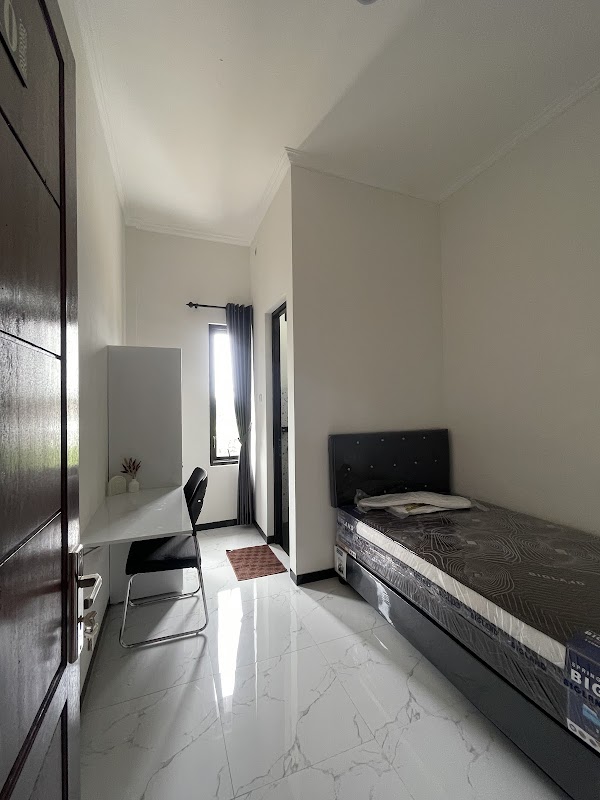 La Casa Dewata Kost and Living (Kos Harian dan Bulanan Malang)