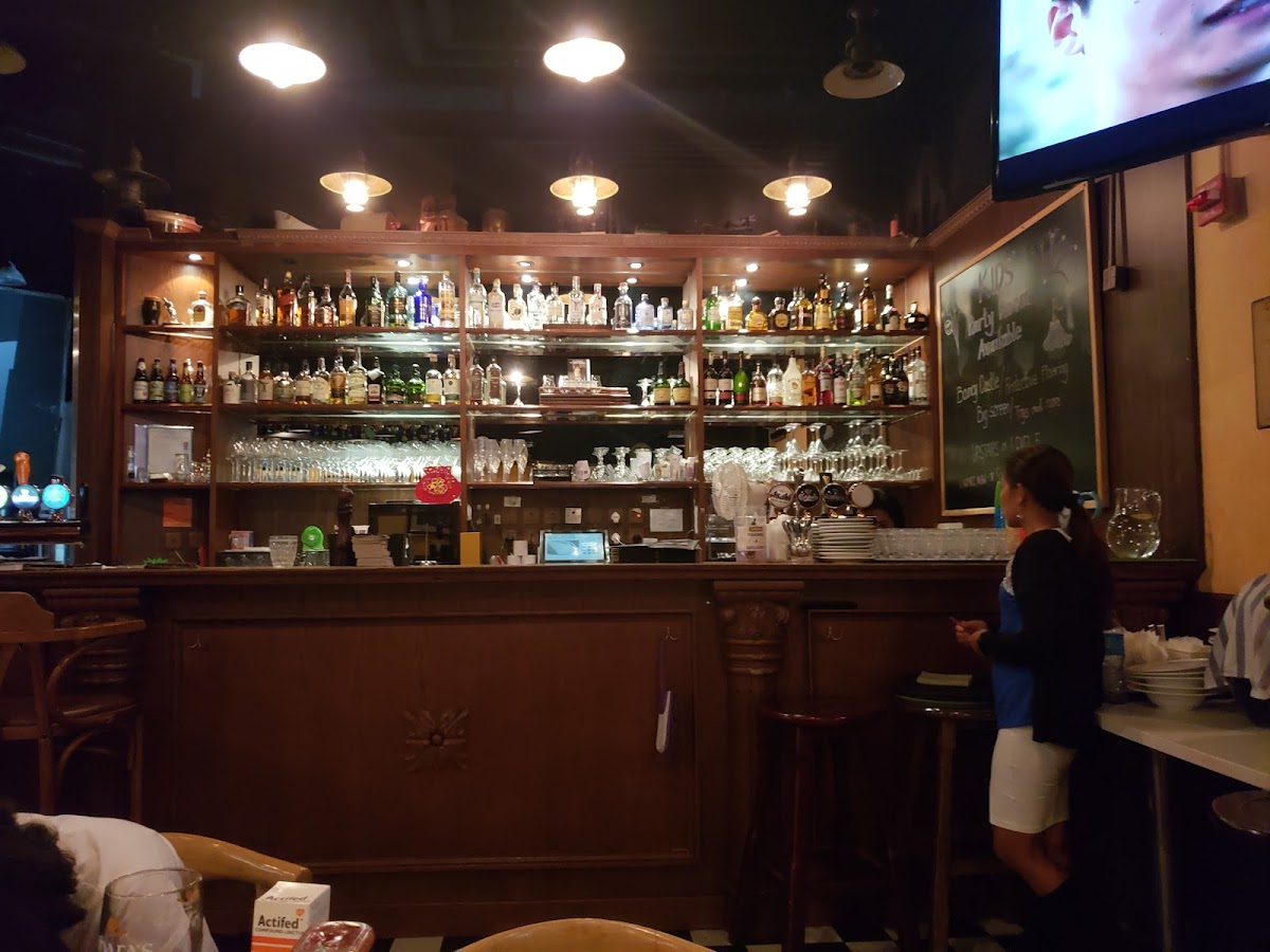 Delaney's (數碼港) photo 3