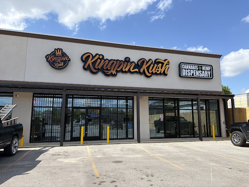 Video tour of Kingpin Kush retail environment