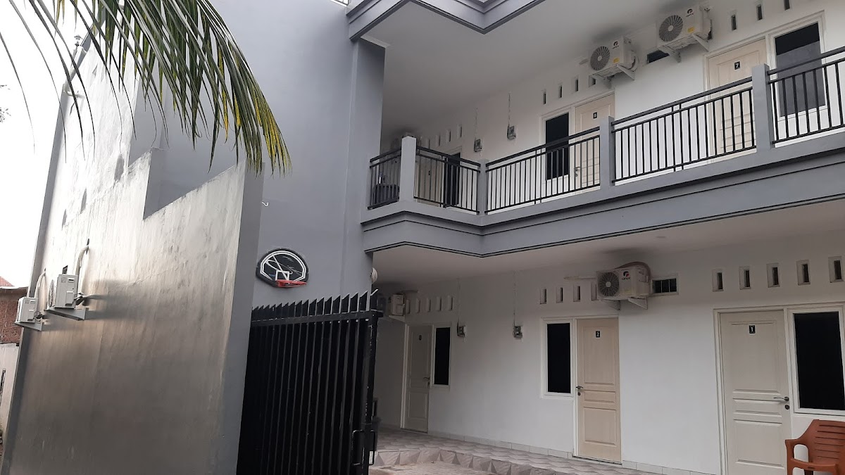 RAYA KOST