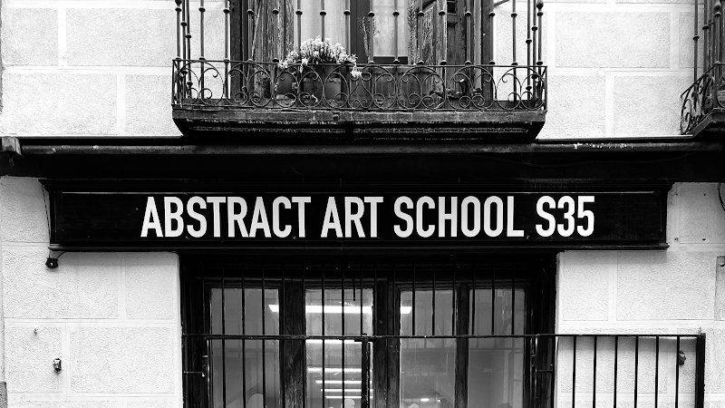 Abstract Art School S35