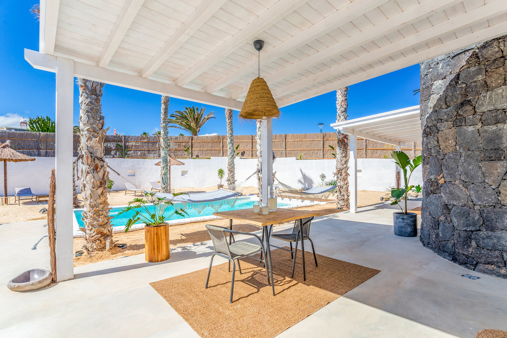 Boutique Beach Villa by Lanzarote Retreats — 3