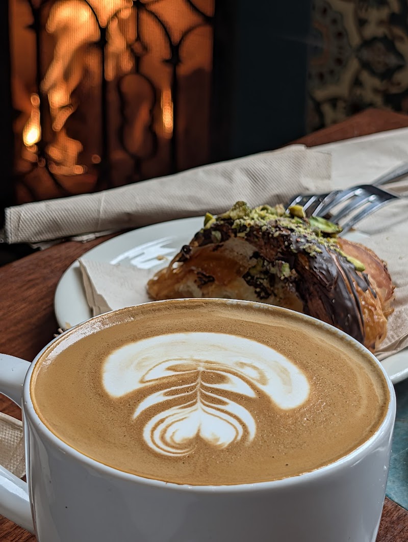 Urth Caffe Santa Monica photo 4