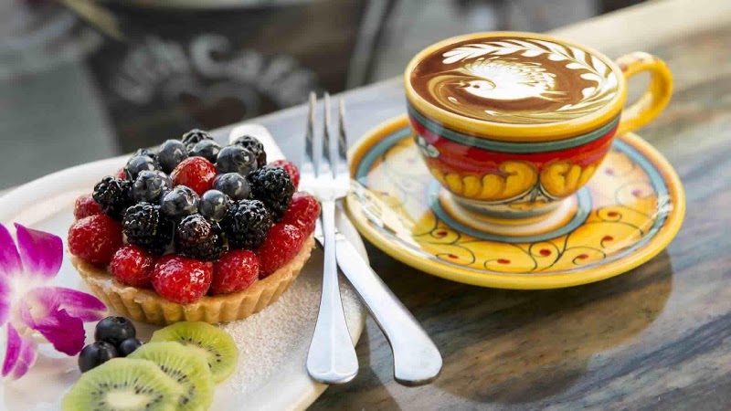 Urth Caffe Santa Monica photo 2