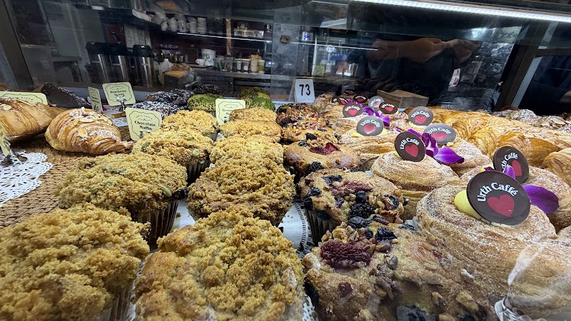 Urth Caffe Santa Monica photo 3