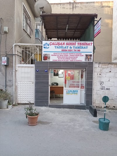 Çalışan sıhhi tesisat - Tesisat